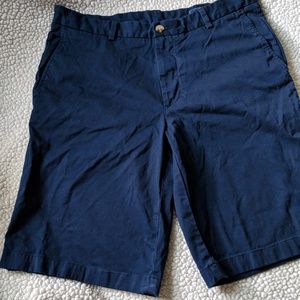 Vineyard Vines shorts